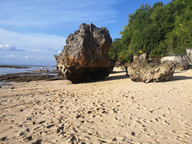 istock Padang Padang beach, Bali, Indonesia 1406315066