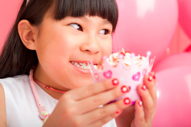 istock Princess birthday girl 1406441485