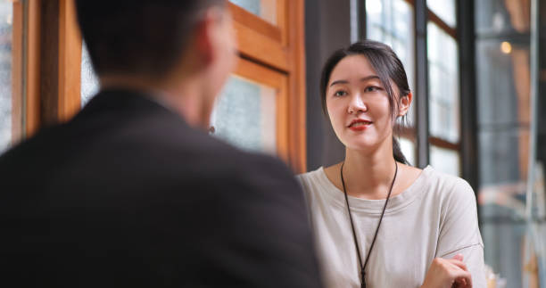 istock Insurance broker consulting 1406448673