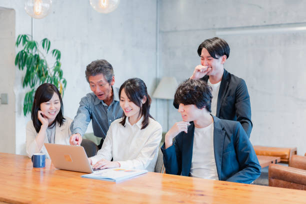 istock A businessperson having a meeting with a smile 1406468435