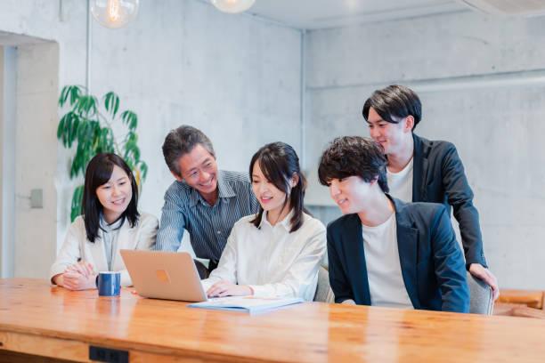 istock A businessperson having a meeting with a smile 1406468449