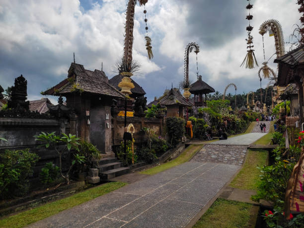 istock Balinese traditional house 1406537750