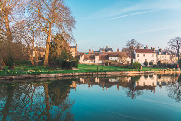 istock Traditional buildings near Cam River Cambridge 1406582571
