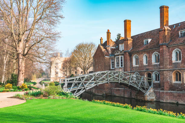 Mathematical Bridge over the river Cam in Cambridge Mathematical Bridge over the river Cam in Cambridge queens college stock pictures, royalty-free photos & images