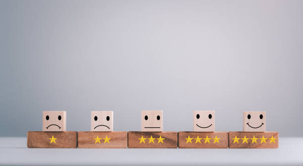 feedback rating and positive customer review experience, service and Satisfaction, wood block with 1 to 5 star icon to give satisfaction in service. rating very impressed. Mental Health Assessment. calificación de retroalimentación y experiencia positiva de revisión del cliente, servicio y satisfacción, bloque de madera con ícono de 1 a 5 estrellas para dar satisfacción en el servicio. calificación muy impresionado. evaluación de la salud men