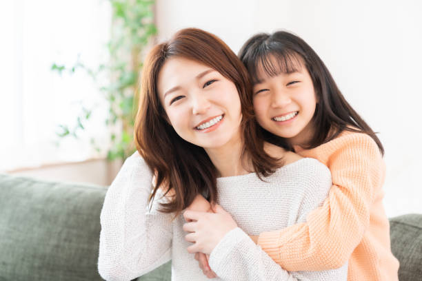 istock asian mother and daughter 1406620050