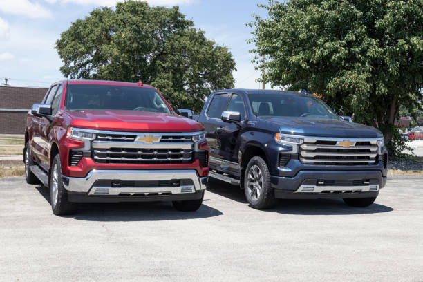 Chevrolet Silverado display. Chevy offers the Silverado in WT, Custom, Trail Boss, LT, RST, and High Country models. Tipton - Circa July 2022: Chevrolet Silverado display. Chevy offers the Silverado in WT, Custom, Trail Boss, LT, RST, and High Country models. chevrolet silverado stock pictures, royalty-free photos & images