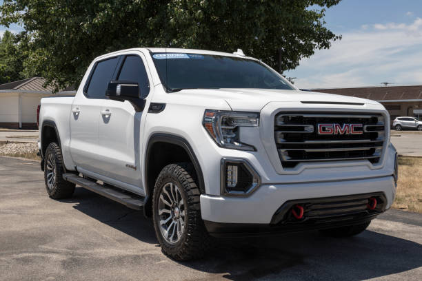 used gmc sierra 1500 at4 pickup truck. with supply issues, gmc is buying and selling used and pre-owned vehicles to meet demand. - truck military armed forces pick up truck imagens e fotografias de stock