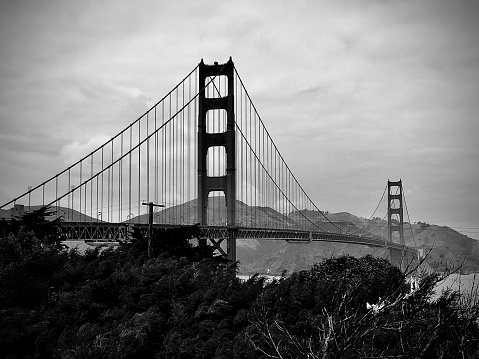 Golden Gate Bridge in black and white