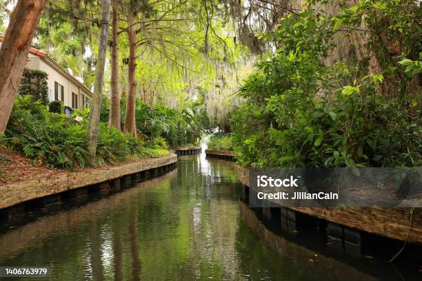 Chain Of Lakes Canal Stock Photo - Download Image Now - Florida - US State, Winter Park - Florida, Maitland - Florida