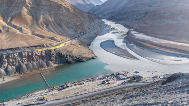 istock The confluence of Zanskar River and Indus River 1406790859