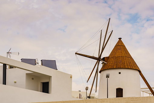 Molino de viento en Las Negras, España photo