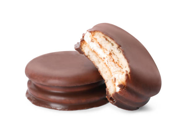 delicious choco pies on white background. classic snack cakes - candy coated imagens e fotografias de stock