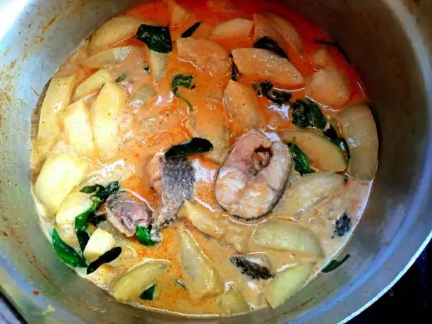 Cooking Snakehead fish Red Curry - food preparation.