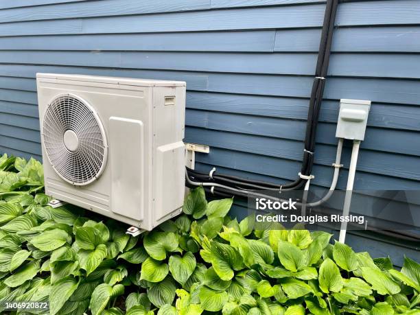 Minisplit Ac And Heat Stock Photo - Download Image Now - Air Conditioner, Domestic Life, Energy Efficient
