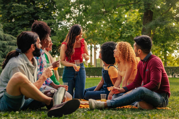 istock Friends reunited on picnic 1406934591
