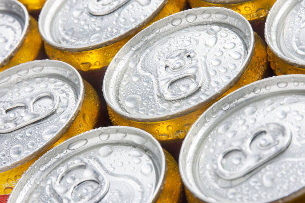 istock Wet beer can seal macrophoto 1406947360