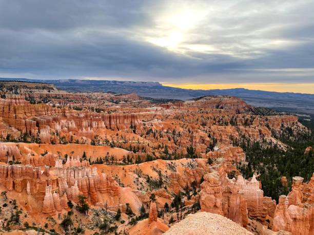 istock Bryce Canyon in the Morning 1406969980