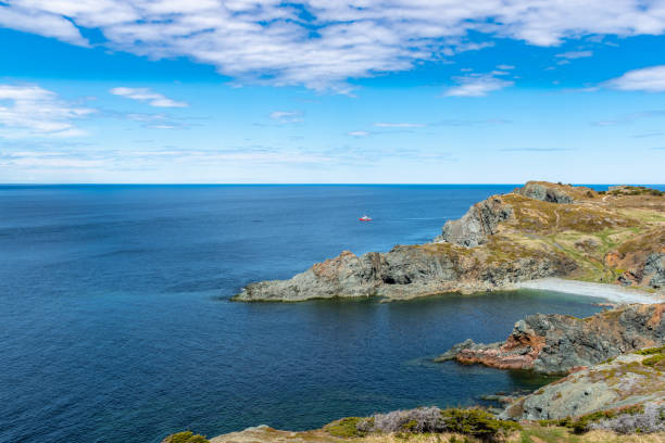 istock Lower Head, Nanny's Hole and Sleep Cove trail,  Crow Head, Twillingate, Canada 1406978925