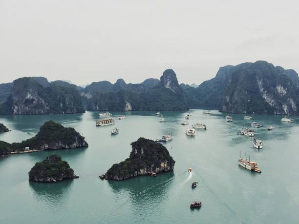 zatoka halong 1 - halong bay zdjęcia i obrazy z banku zdjęć