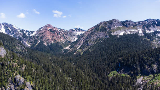 north cascades, washington, vom pacific crest trail (pct) - north cascades national park awe beauty in nature cloud stock-fotos und bilder