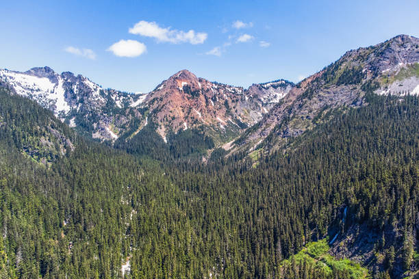 north cascades, washington, vom pacific crest trail (pct) - north cascades national park awe beauty in nature cloud stock-fotos und bilder