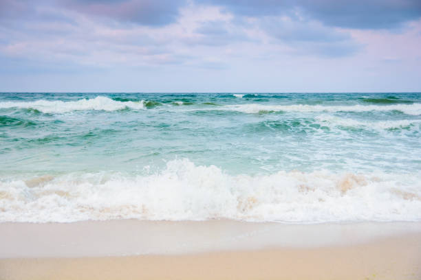 istock evening tide at the sea 1407099227