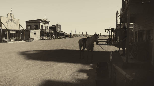 vecchia città di cowboy del selvaggio west - house wood dirt road footpath foto e immagini stock