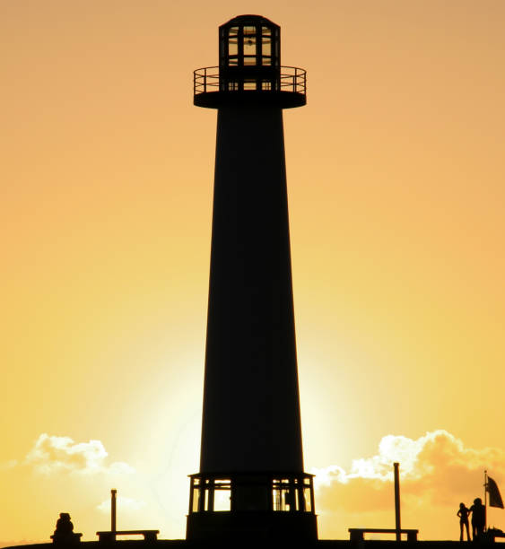 lighthouse in l.a area - long beach california lighthouse los angeles county imagens e fotografias de stock
