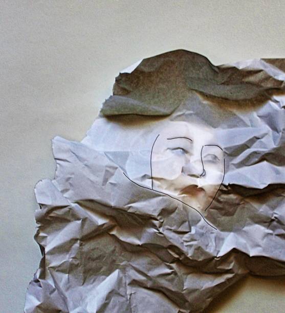 istock Lady Crumpled Paper 1407235646