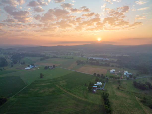 istock Morning Sunrise over Lancaster Farmland 1407301822