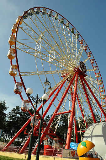 Ferris wheel in Kharkiv, Gorky Park, vacation with family at the weekend.