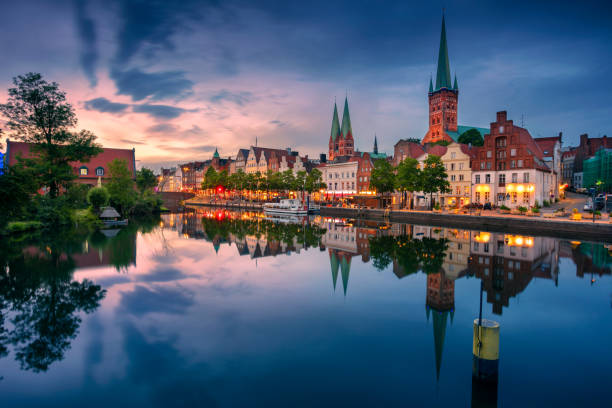 любек, германия. - lubeck стоковые фото и изображения