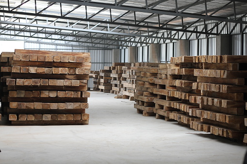 Wooden warehouse for furniture making