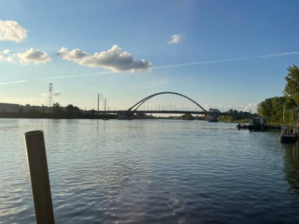 istock Mississippi and Lowry bridge 1407677951