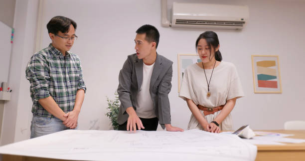 istock couple discuss with designer 1407715893