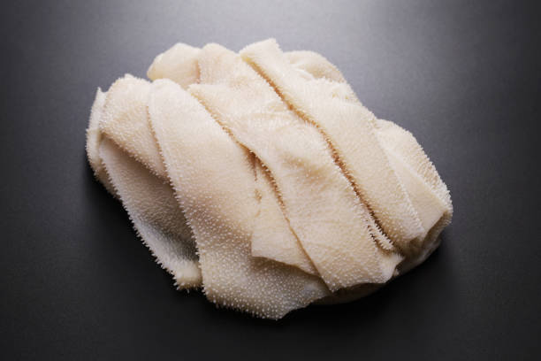 Boiled, peeled and whitened beef omasum (cow’s third stomach)