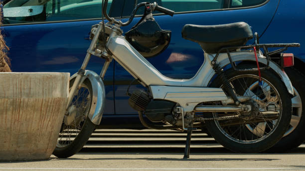 istock Old motobike in the city 1407739174