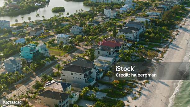 Houses On Hickory Island In Bonita Springs Fl Stock Photo - Download Image Now - Florida - US State, Bonita Springs, House