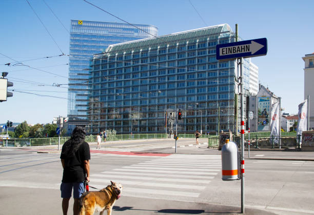 vienna summer sunday morning downtown blue sky cityscape outdoors austrian culture and east asian culture tranquil scene europe - 2333 imagens e fotografias de stock