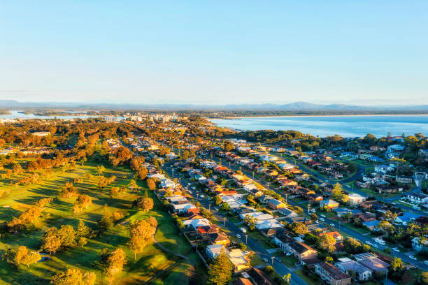 istock D Forster one mile golf to town 1407802402