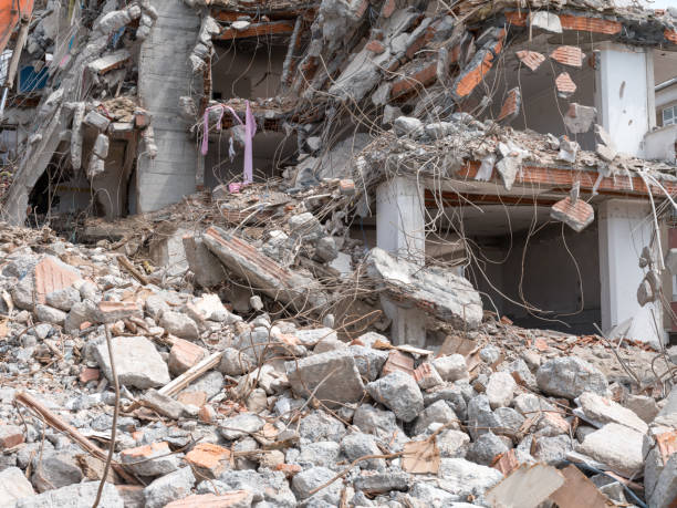 ruined concrete debris background. - earthquake turkey stockfoto's en -beelden