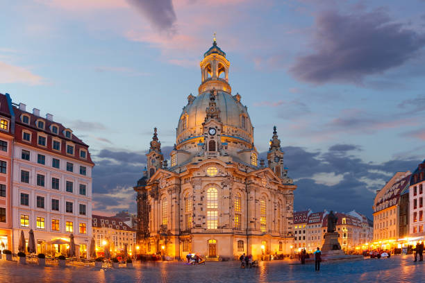 stare miasto w dreźnie wieczorem, niemcy - elbe valley zdjęcia i obrazy z banku zdjęć