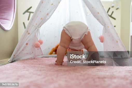 2,500+ Baby Looking Between Legs Stock Photos, Pictures & Royalty