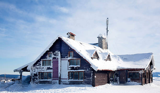 mountain restaurant - apres ski ski restaurant mountain stock-fotos und bilder