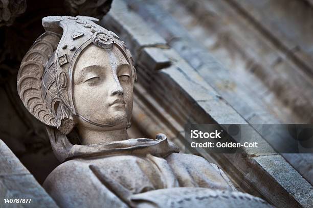 Stone Donna - Fotografie stock e altre immagini di Regione di Bruxelles-Capitale - Regione di Bruxelles-Capitale, Statua, Donne