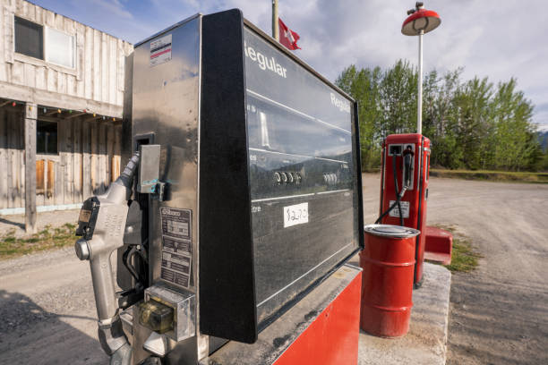 istock Antique Gas Station 1407880271