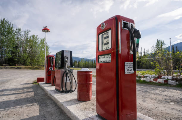 istock Antique Gas Station 1407880360