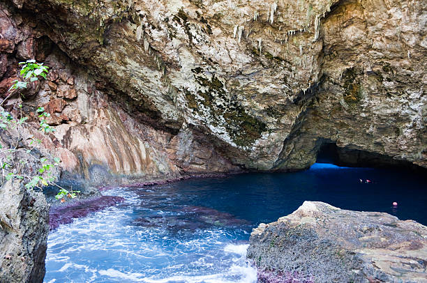 gruta, saipan - saipan - fotografias e filmes do acervo