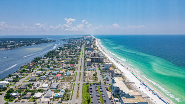 istock Fort Walton Beach Florida 2022 Drone Aerial 1407895785